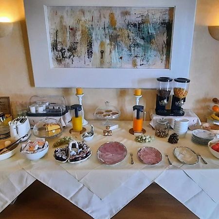 B&B Villa Fiorini Moniga del Garda Екстер'єр фото