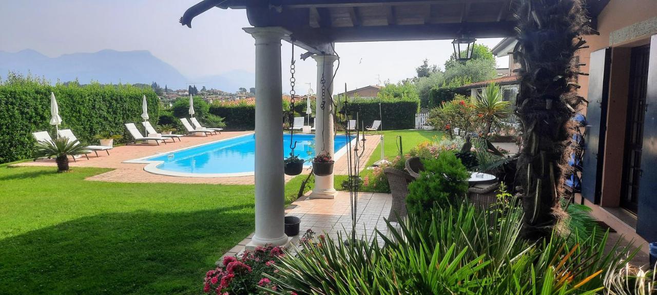 B&B Villa Fiorini Moniga del Garda Екстер'єр фото