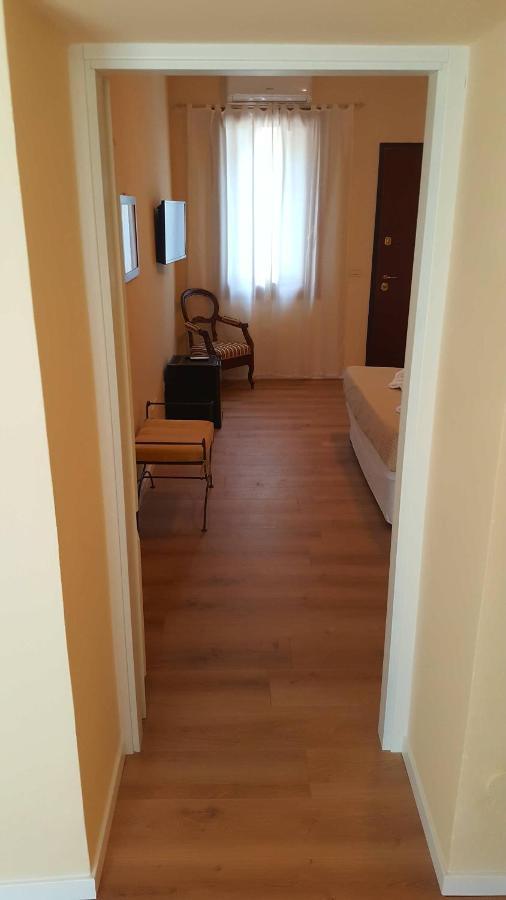 B&B Villa Fiorini Moniga del Garda Екстер'єр фото